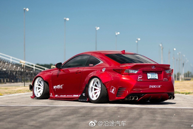 烈焰红唇，激情无限，雷克萨斯RC350大赏！ 