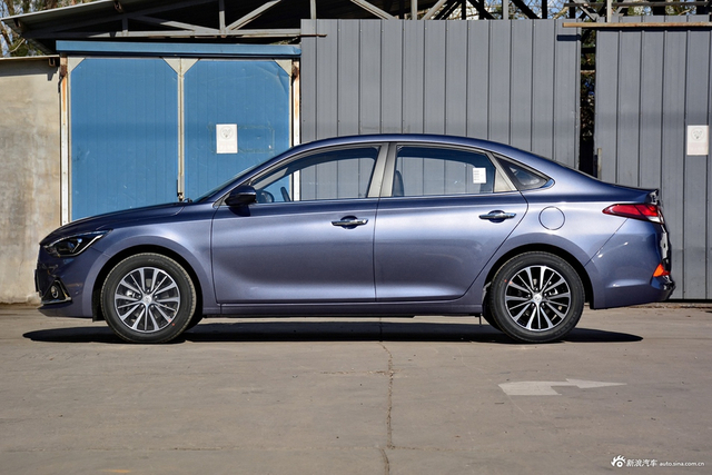 2017款悦动1.6L自动悦心版DLX