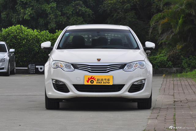 2016款荣威e550 1.5L自动旗舰版