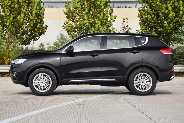 2017款哈弗H6 换代1.3T自动两驱时尚型蓝标