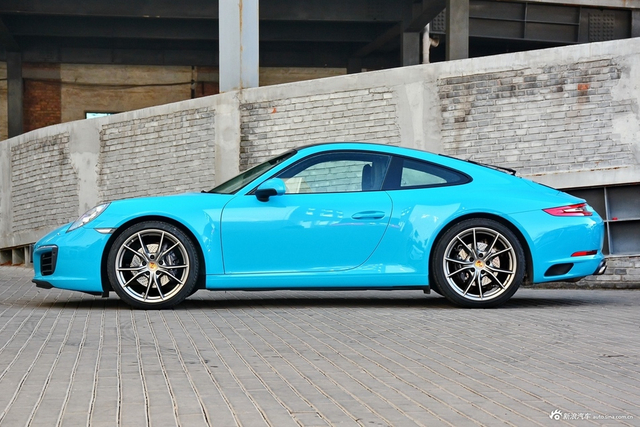 2016款保时捷911 Carrera 3.0T自动
