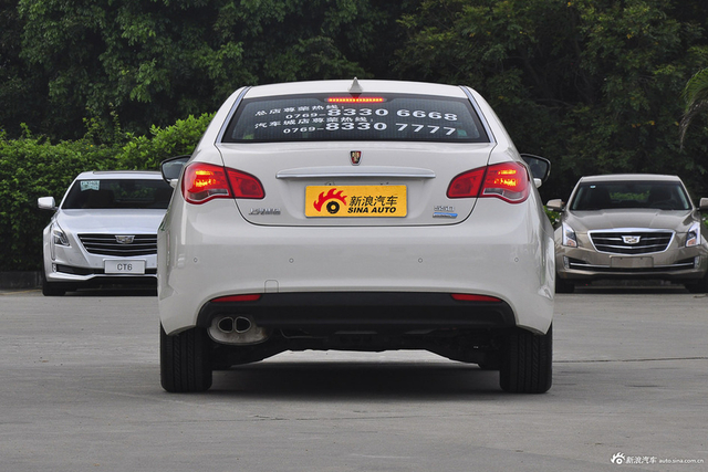 2016款荣威e550 1.5L自动旗舰版