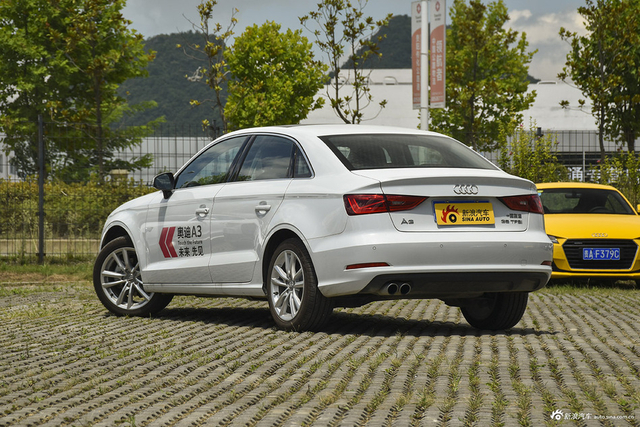 2016款奥迪A3 1.4T自动Limousine 35TFSI风尚型