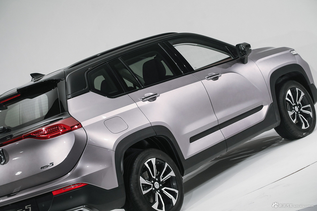 宝骏全新RS-5 外观