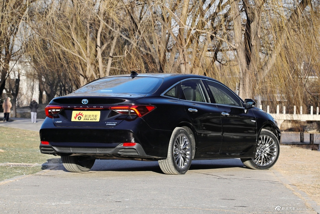 2019款亚洲龙 2.5L 基本型