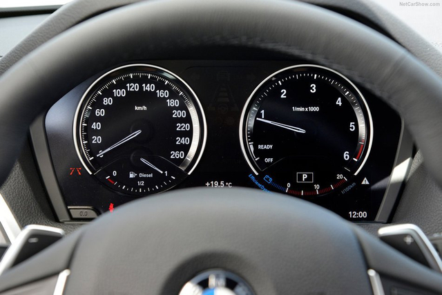 新款宝马1系曝光 或年底上市 品质提升