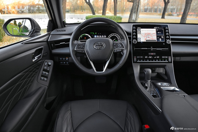 2019款亚洲龙 2.5L 基本型