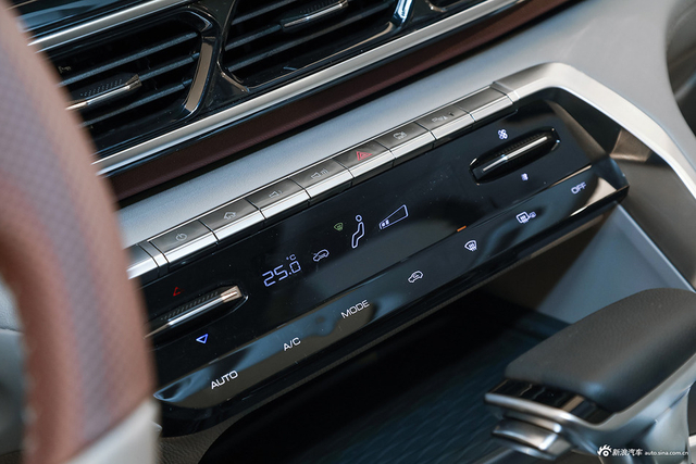 宝骏全新RS-5 内饰