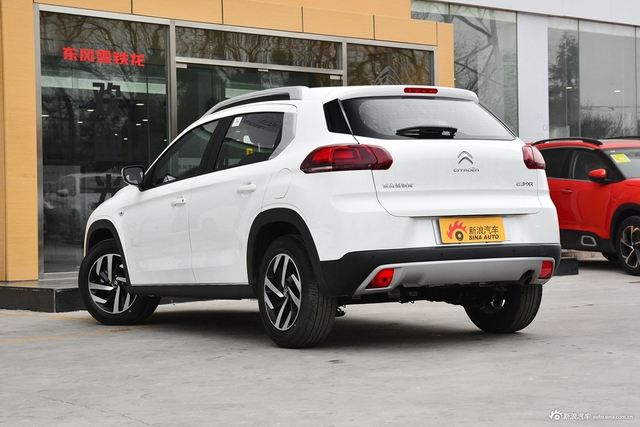 2018款雪铁龙C3-XR 1.6L自动先锋型