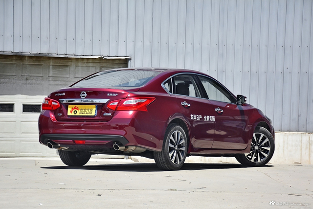 2016款天籁2.5L自动 XL-UpperNAVI Tech智尊版