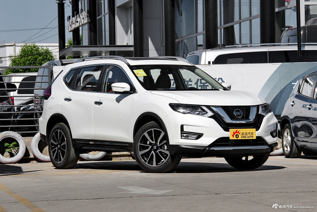 2017款奇骏2.5L自动CVT至尊版 4WD