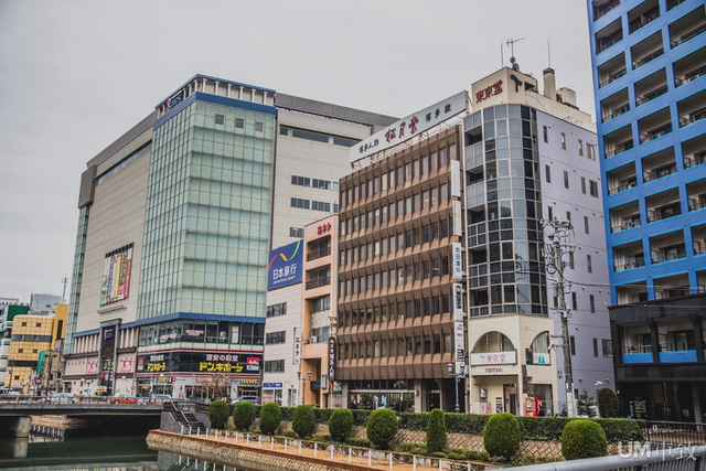 LEXUS雷克萨斯匠心之旅 博多人形 上色工艺见学