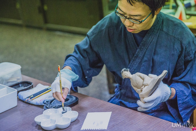 LEXUS雷克萨斯匠心之旅 博多人形 上色工艺见学