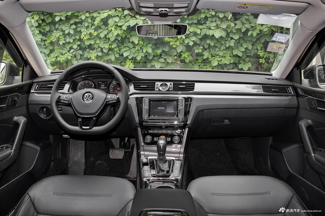 家用和运动兼备！实拍17款帕萨特