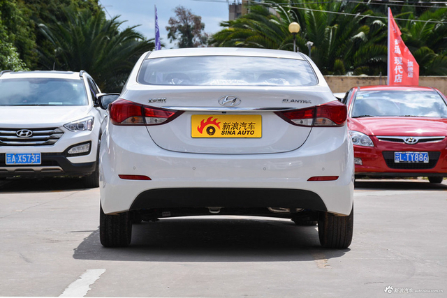 2016款朗动 1.6L自动尊贵型 