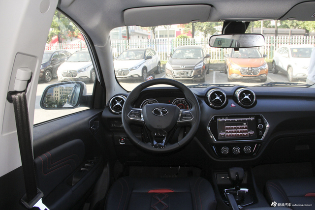 2018款东南DX3 1.5T自动尊贵型 