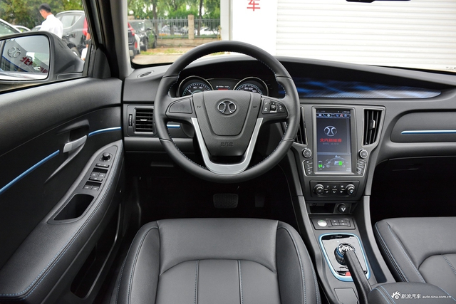 2017款北汽新能源EU系列 EU400乐享版