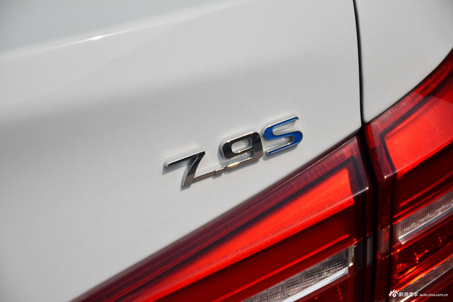 实拍比亚迪秦EV450