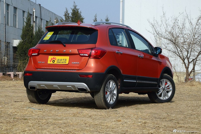 2016款哈弗H1 1.5L自动豪华型蓝标 时尚橙