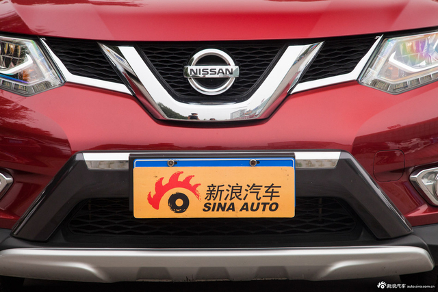 实拍日产全新奇骏 更具运动范