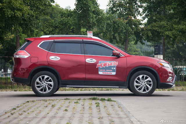 实拍日产全新奇骏 更具运动范