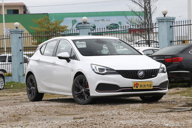 2016款威朗GS 1.5T自动纵情运动型20T 雪域白