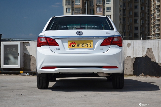 4万块的超值座驾.实拍新款比亚迪F3