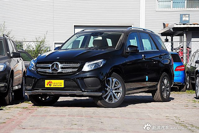 2016款奔驰GLE级 300d 2.2T自动 4MATIC