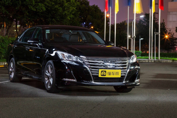 皇冠在你心中是一个什么印象：富商