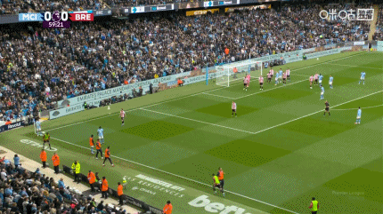 英超曼城3-0胜布伦特福德距榜首2分